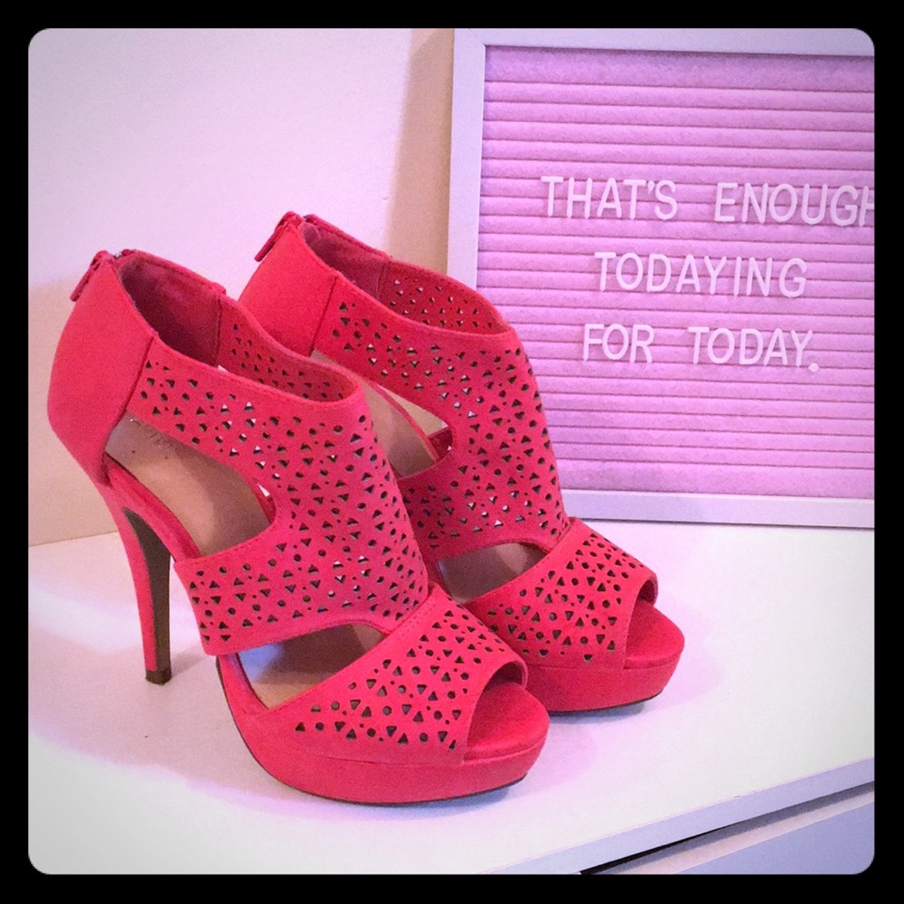 Heels!